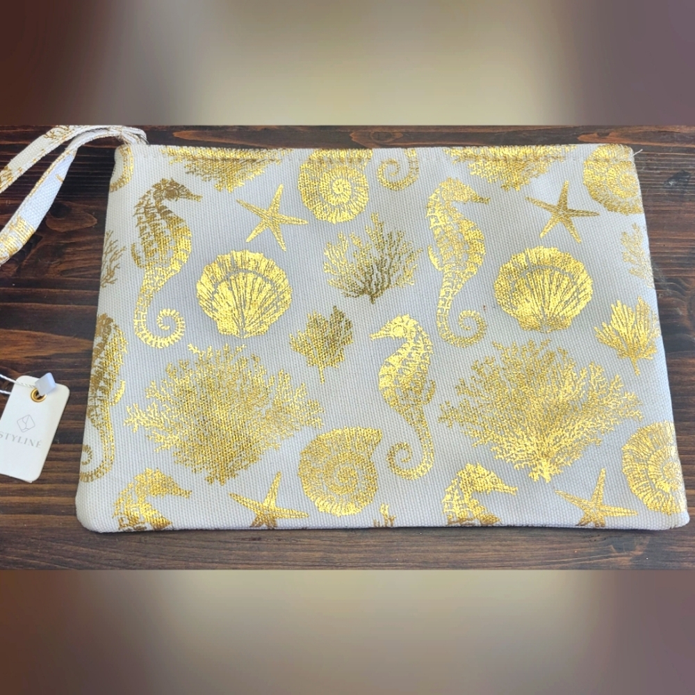 Wristlet/Makeup bag